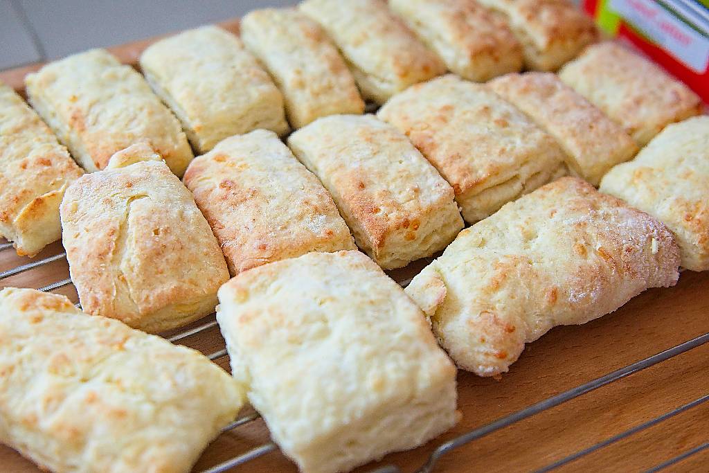 bis-cheddar_6756